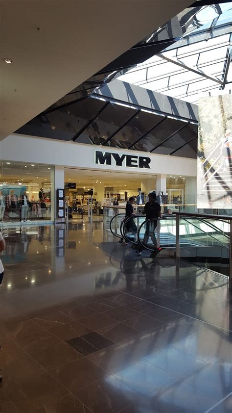 Sunglass Hut Myer Fountain Gate, Narre Warren, VIC.